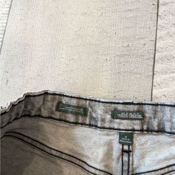 Wild Fable Highest Rise Mom Shorts - Picture 2 of 3